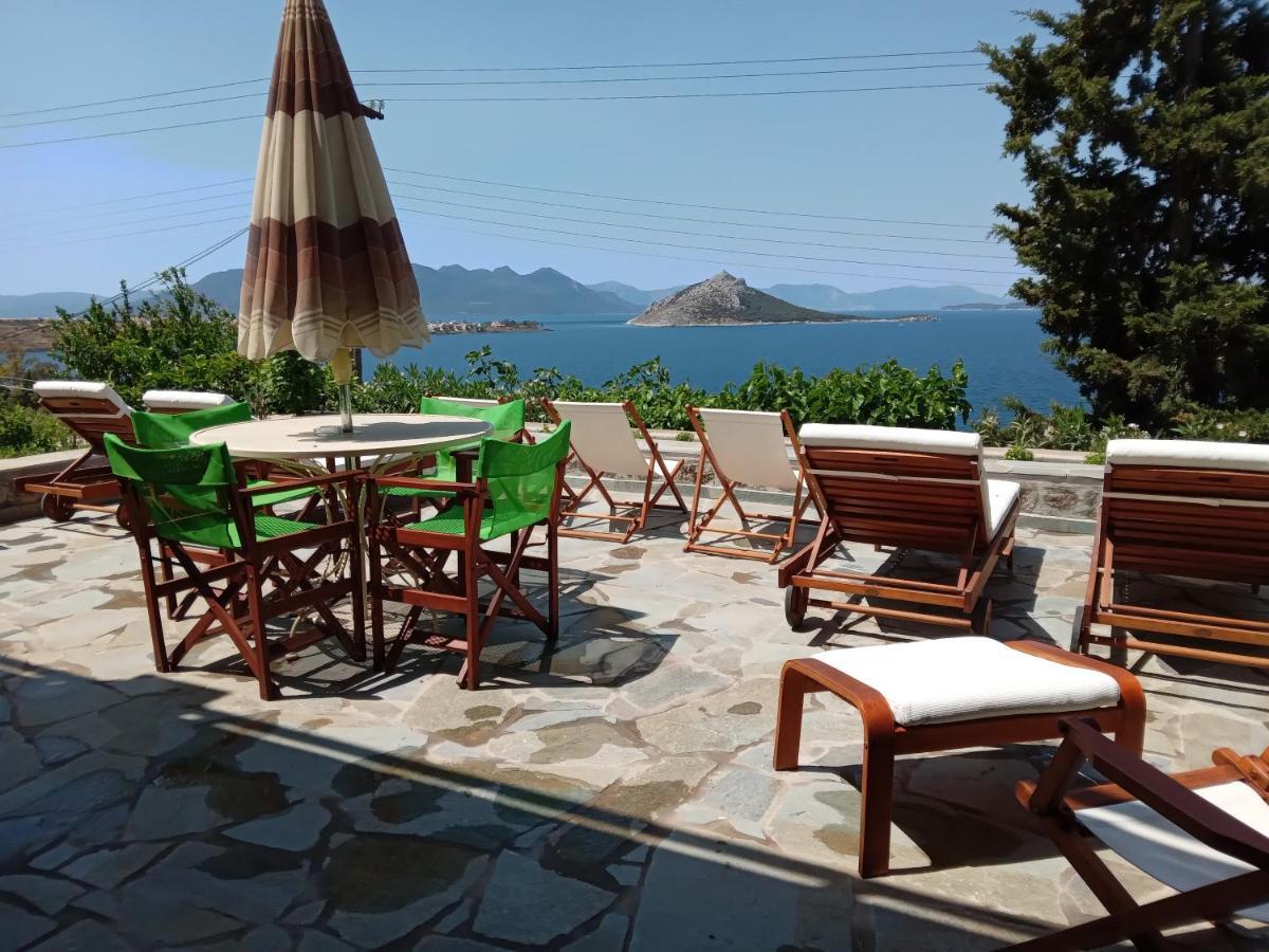 Vila Fantastic House With A Wonderful View Of The Sea Kapotidhes Exteriér fotografie