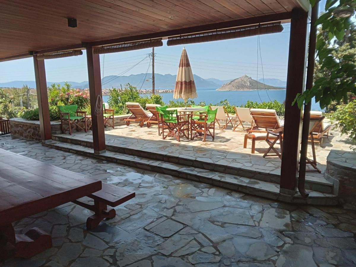 Vila Fantastic House With A Wonderful View Of The Sea Kapotidhes Exteriér fotografie