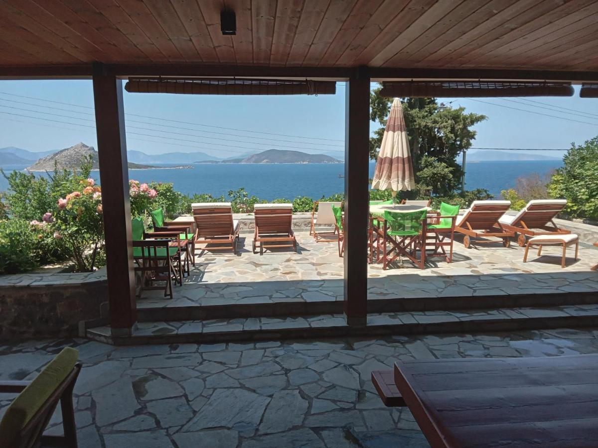 Vila Fantastic House With A Wonderful View Of The Sea Kapotidhes Exteriér fotografie